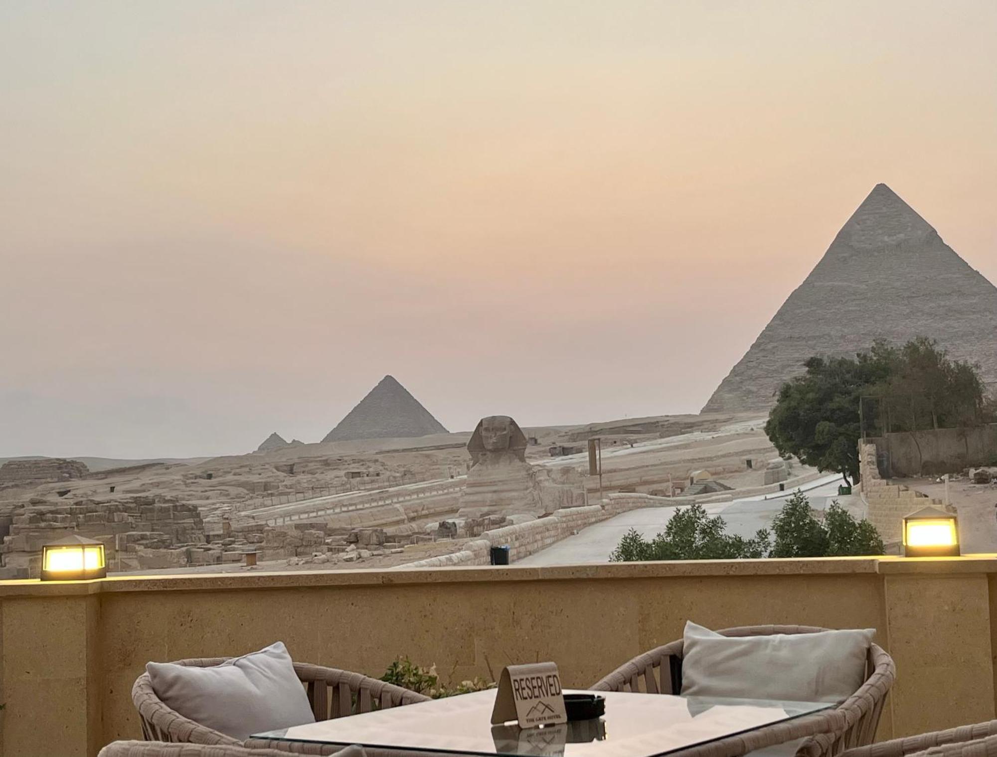 The Gate Hotel Front Pyramids & Sphinx View Kafret el-Gabal Eksteriør billede